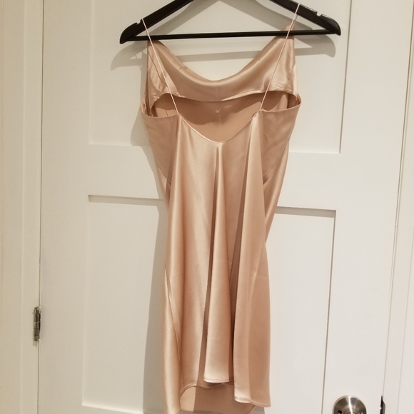 NWOT! Natalie Rolt 100% Silk mini dress - Picture 5 of 8